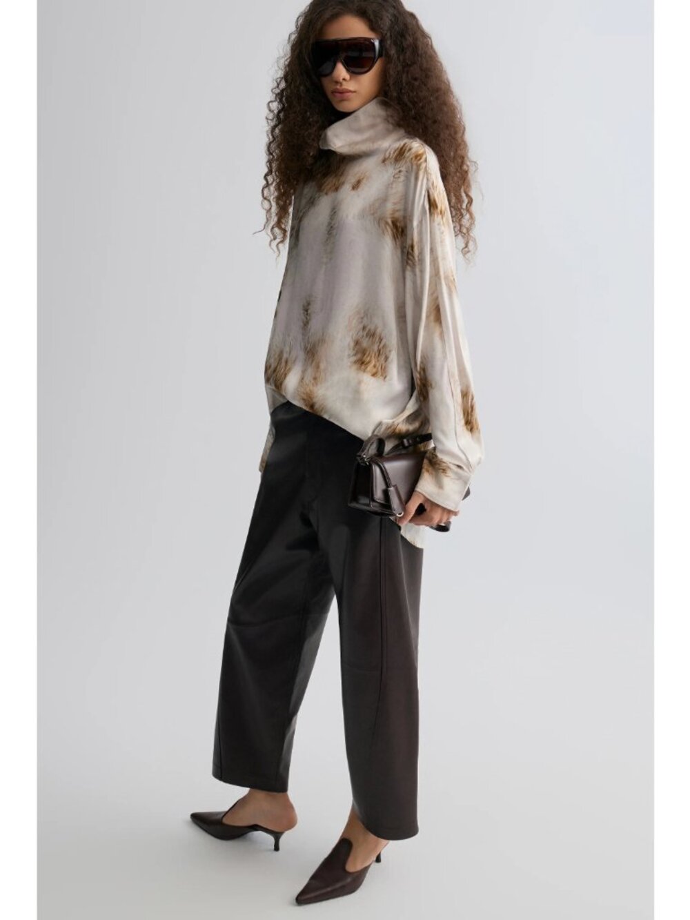 The Front Row Shop Fur Print Top, size Small - Picture 16 of 16